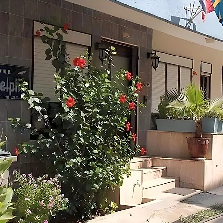 Delphin Aparthotel Side