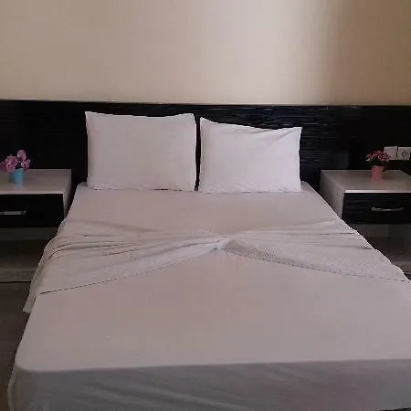 Hotell Delphin 3*